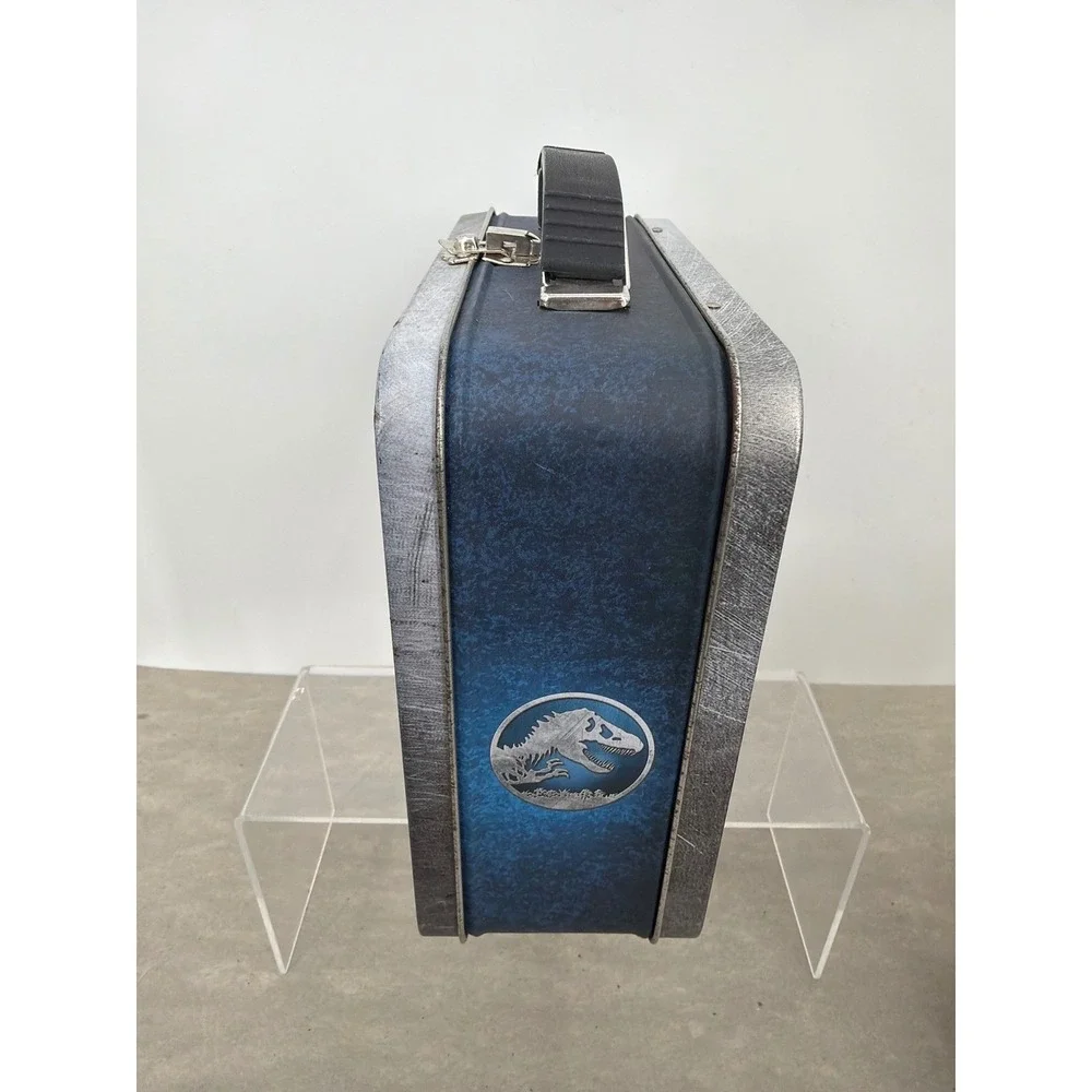 Jurassic World Metal Lunch Box‎ 2015 Universal Studios T-Rex Raptor Blue Tin
